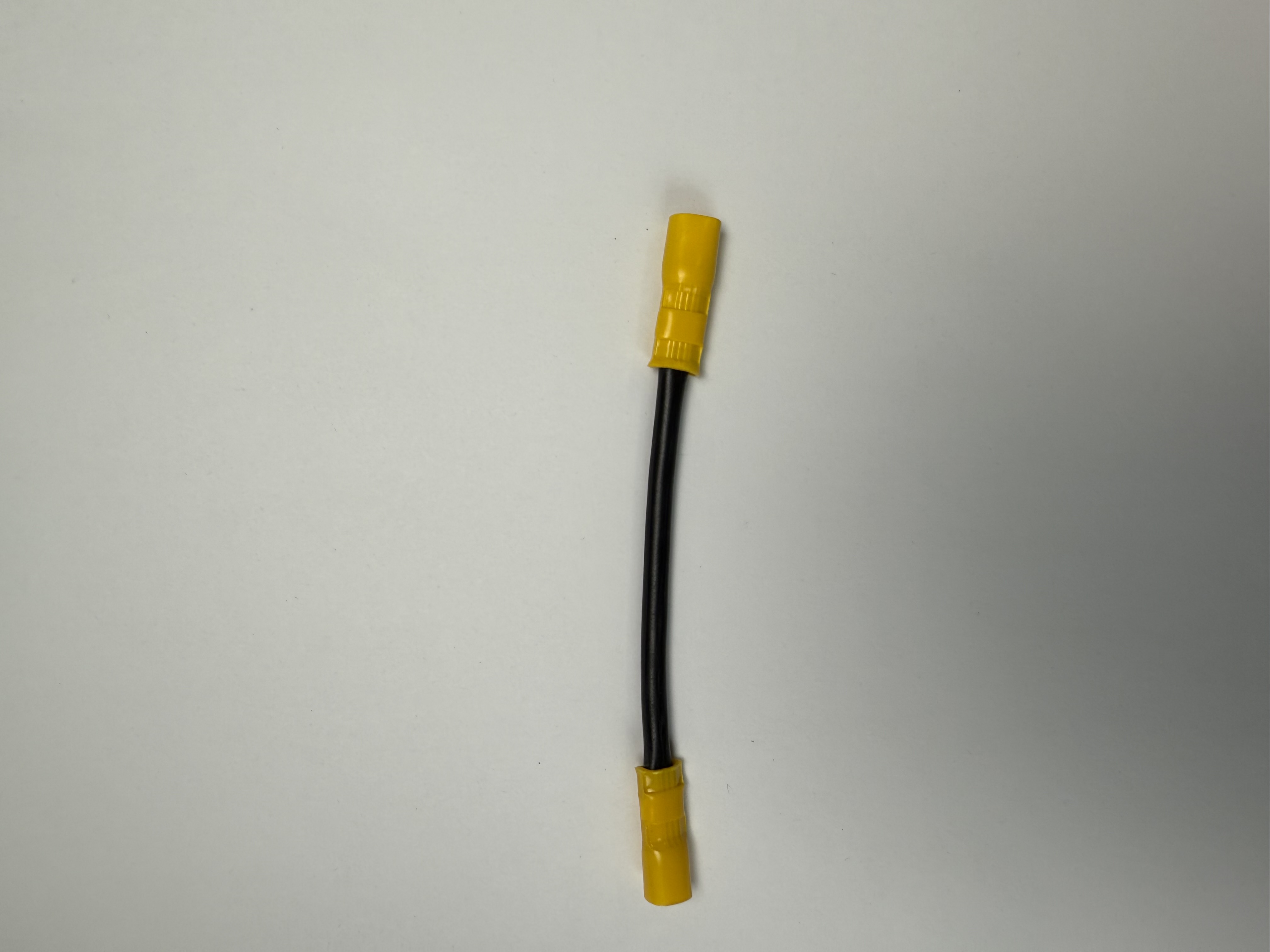 Artikelbild 1 des Artikels “Batterieverbinder, ummantelt, Gesamtlänge ca. 12,20 cm , 6 mm² Kabelquerschnitt, 6,00 mm² Faston F1 und F2 “