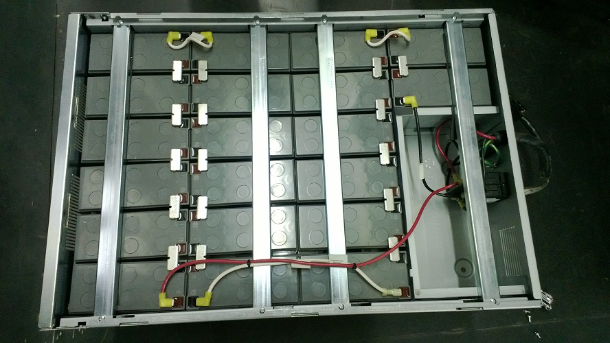 Artikelbild 2 des Artikels “Ersatzbatterie für HP R5500XR ERM (Batterieerweiterung) 3C80450381 / AF417A / 407439-001 “