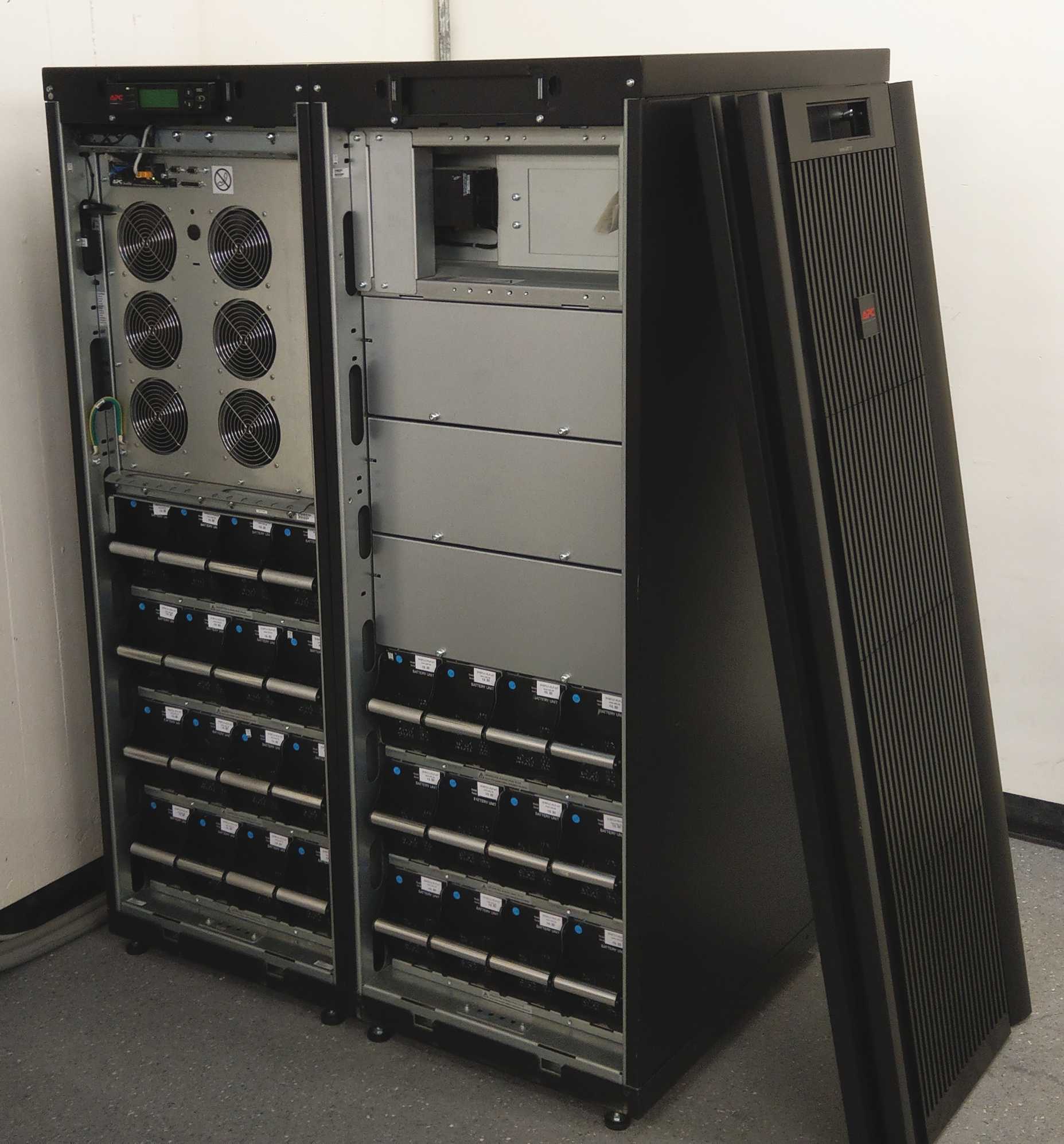 Artikelbild 3 des Artikels “SYBT4 Ersatzakku passend für APC Symmetra PX, APC Smart UPS VT, APC MGE Galaxy 3500 (Austauschartikel) “